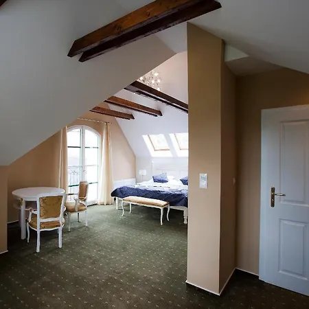 Old House הראדץ נאד מוראביצי