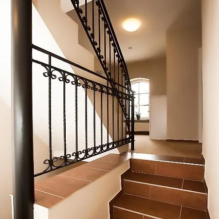 Old House 흐라데츠 나트 모라비치